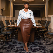 Load image into Gallery viewer, Rum Point Luxe Skirt
