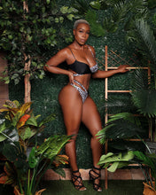 Load image into Gallery viewer, Queening in Kauai Multiprint Bikini
