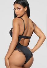 Load image into Gallery viewer, Vanessa Vixen Lace Teddy
