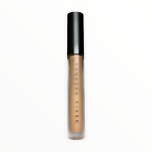 Load image into Gallery viewer, Vanessa Vixen Concealer - MAHOGANY
